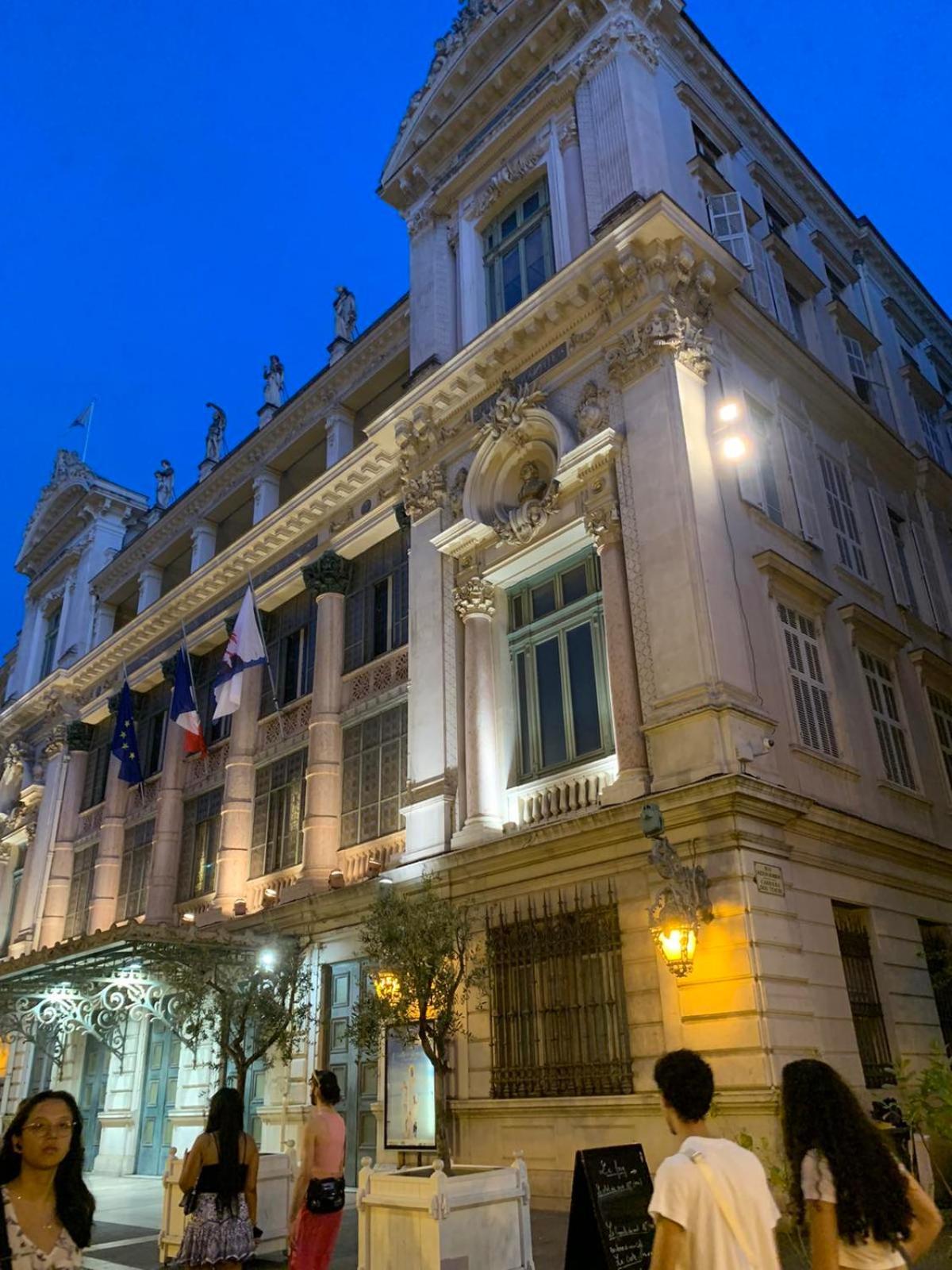 Apartment 33 On The Old Historic Senate Square Nisa Exterior foto